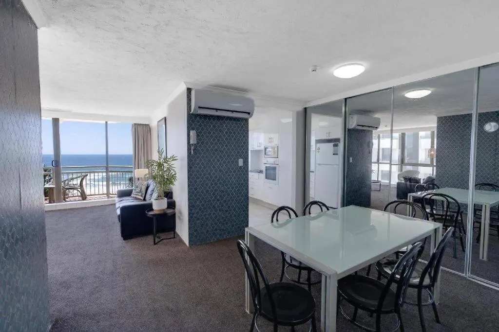Beachfront Apartment Gold Coast