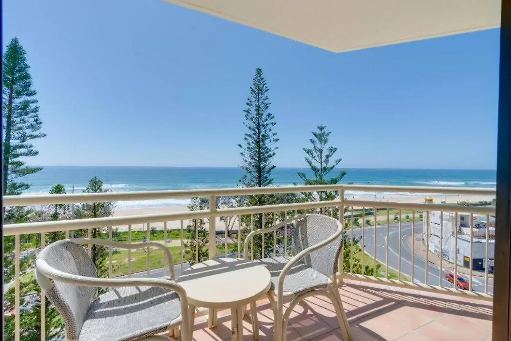 Beachfront Apartment Gold Coast
